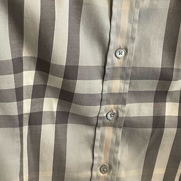 LIM ED Burberry Authentic Women Gray Tones Long Sleeve Button Down Shirt - Picture 5 of 12